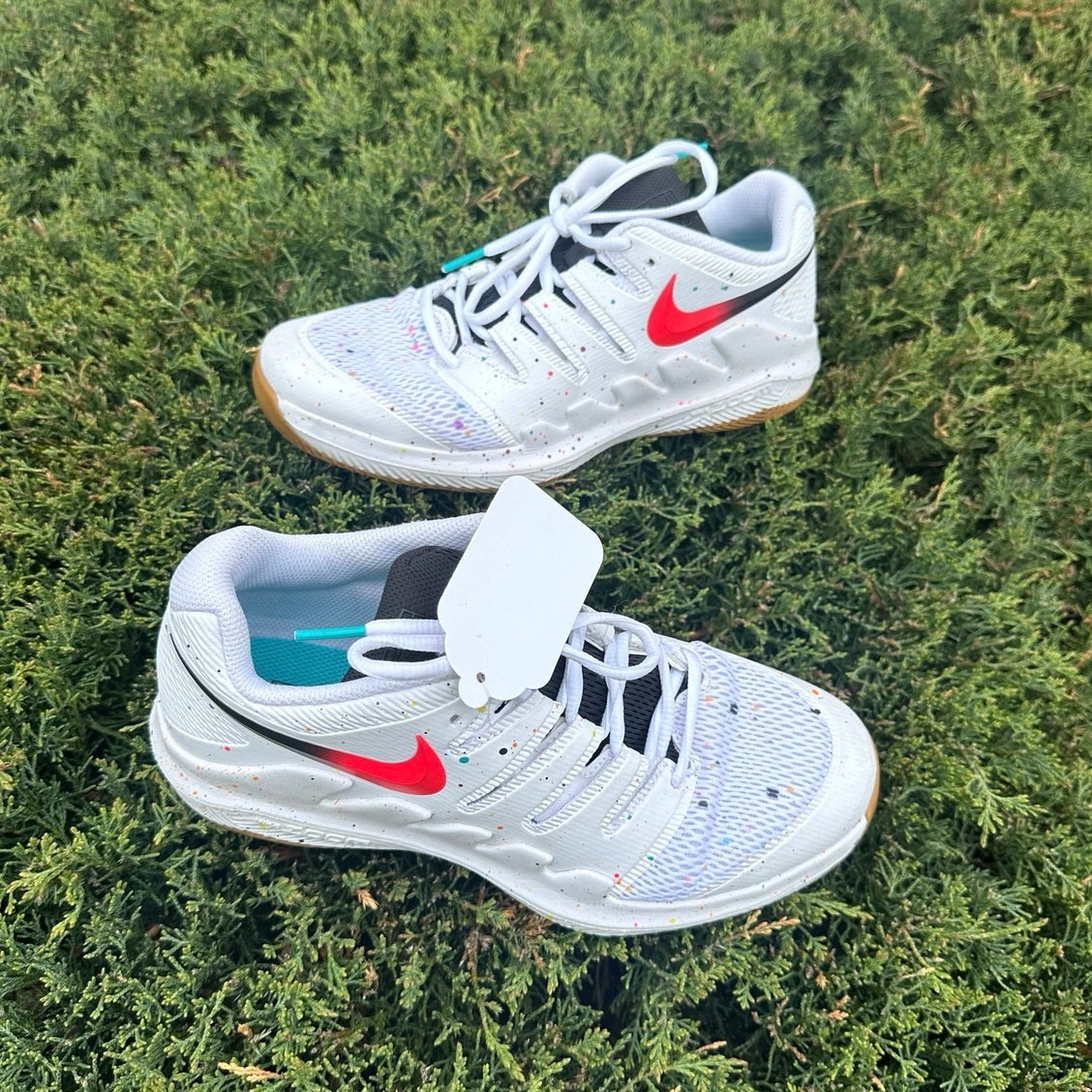 Nike Court Air Zoom Vapor X HC Shoes Size 6Y Women’s Size 8 White/Laser Crimson