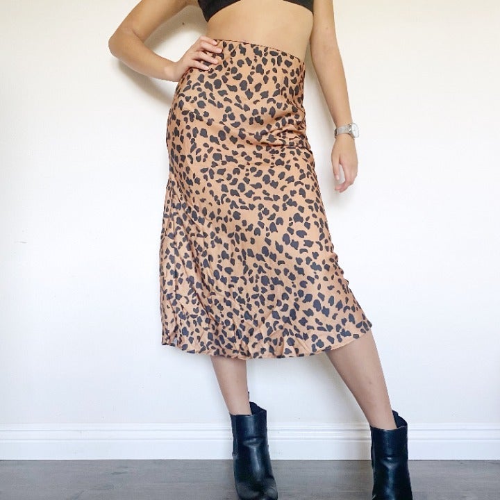 Urban outfitters leopard midi skirt cheap