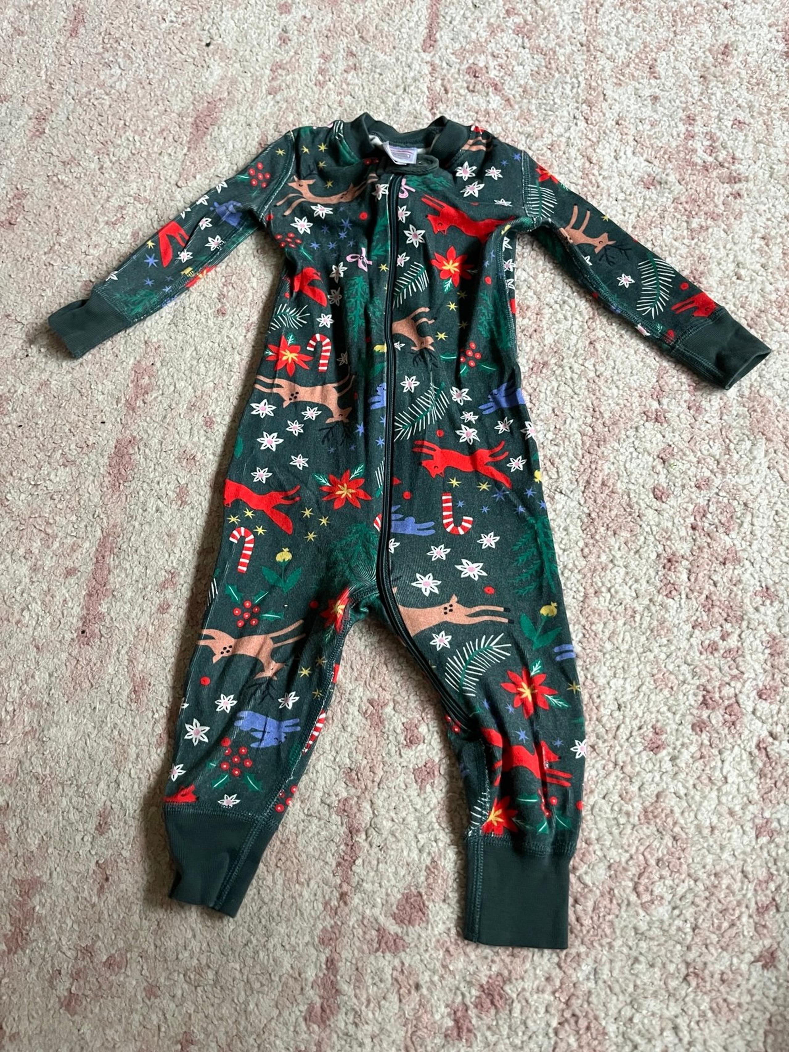 Hanna Andersson Holiday Zip Up PJs 12-18mo