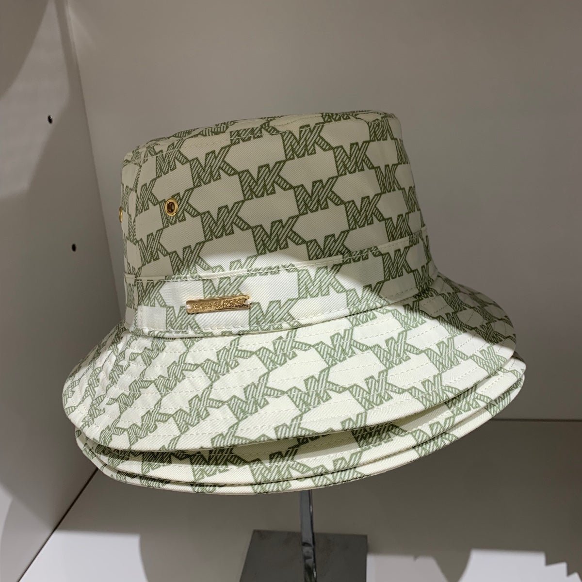 Michael kors hat