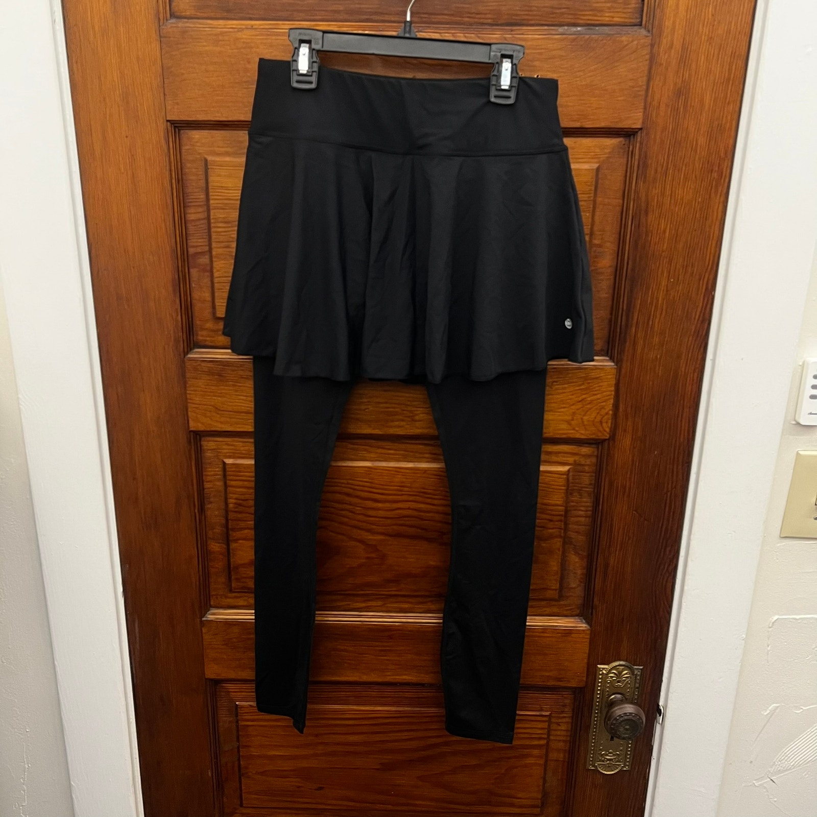 Eleven by Venus Williams Outskirt Capri Leggings size S NWT's 94 Black