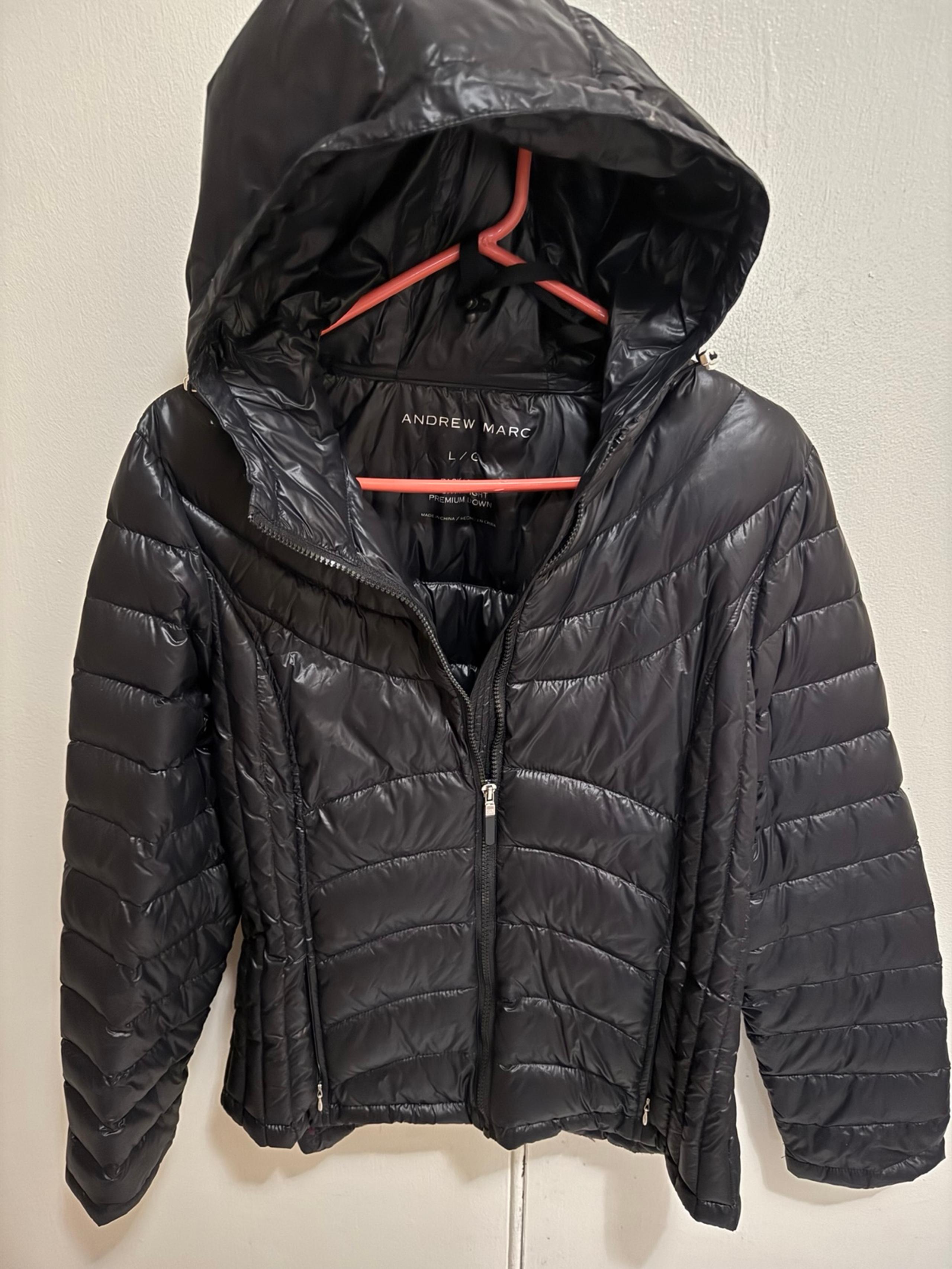 Andrew Marc packable lightweight down puffer jacket