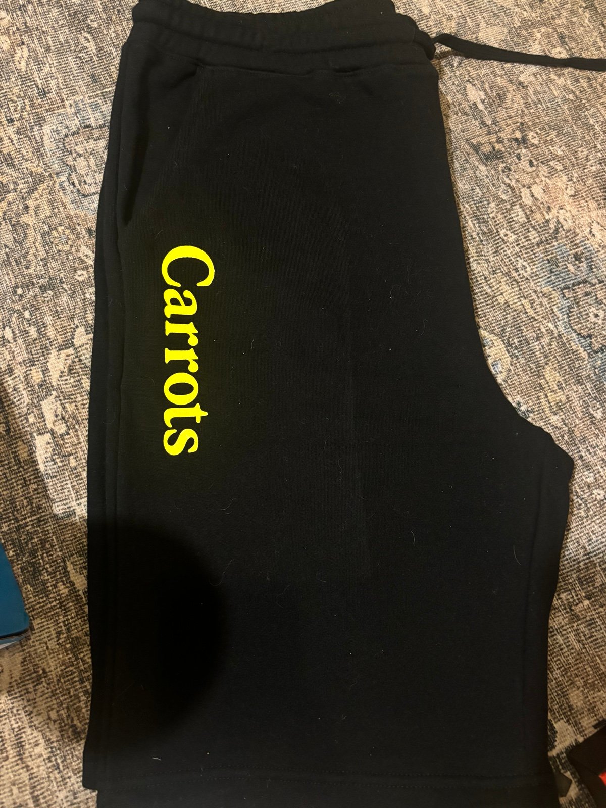 Anwar carrots shorts