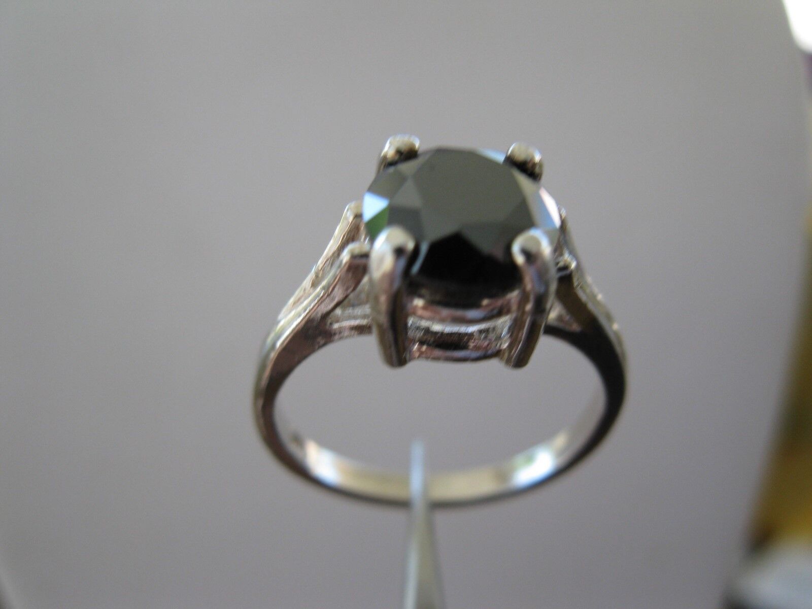 1.80ct 100% REAL NATURAL REAL BLACK DIAMOND RING,CERTIFICA TE AUTHENTICITY,S IZE