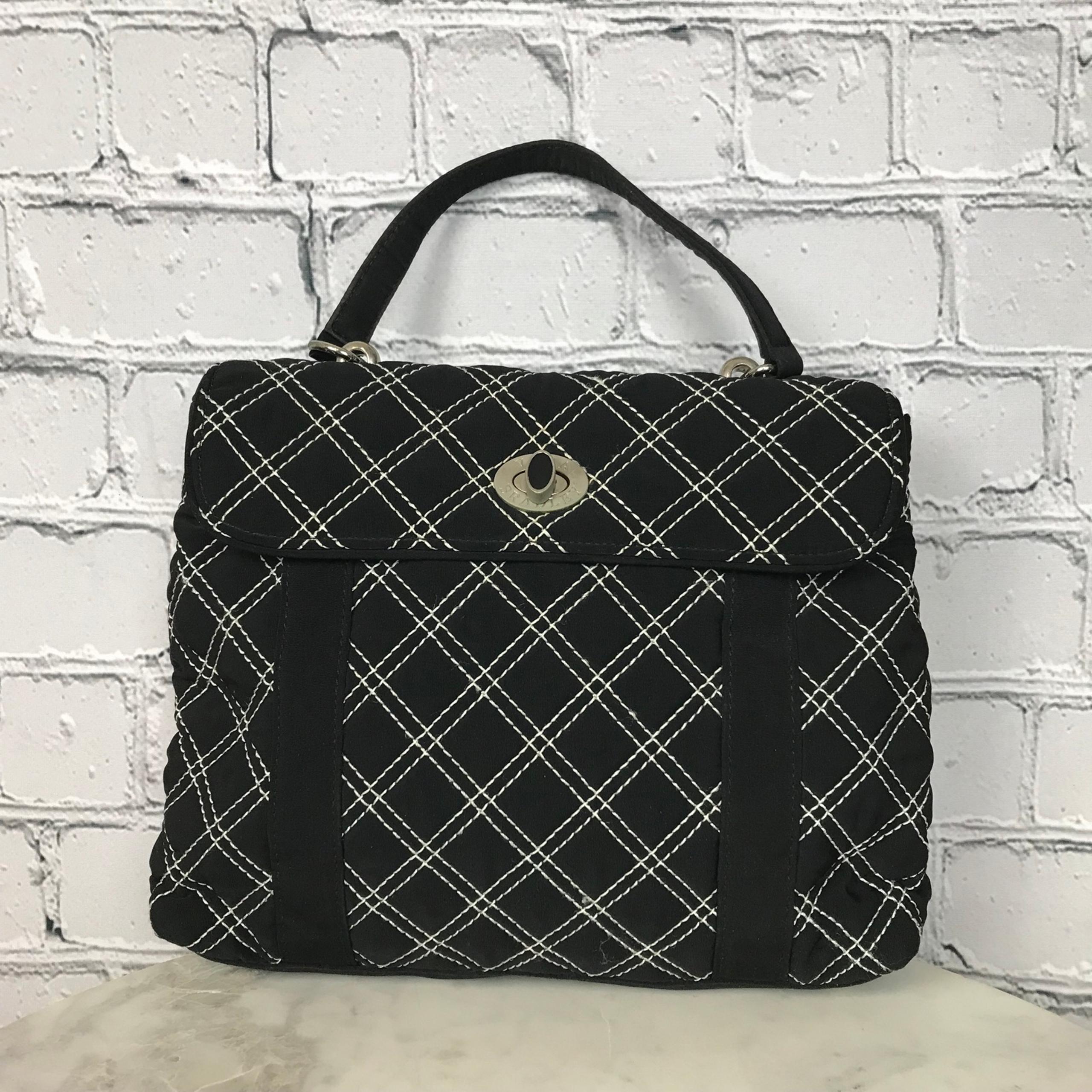 Vera Bradley Women’s Black & White Diamond Shape Quilted Small Handheld Purse