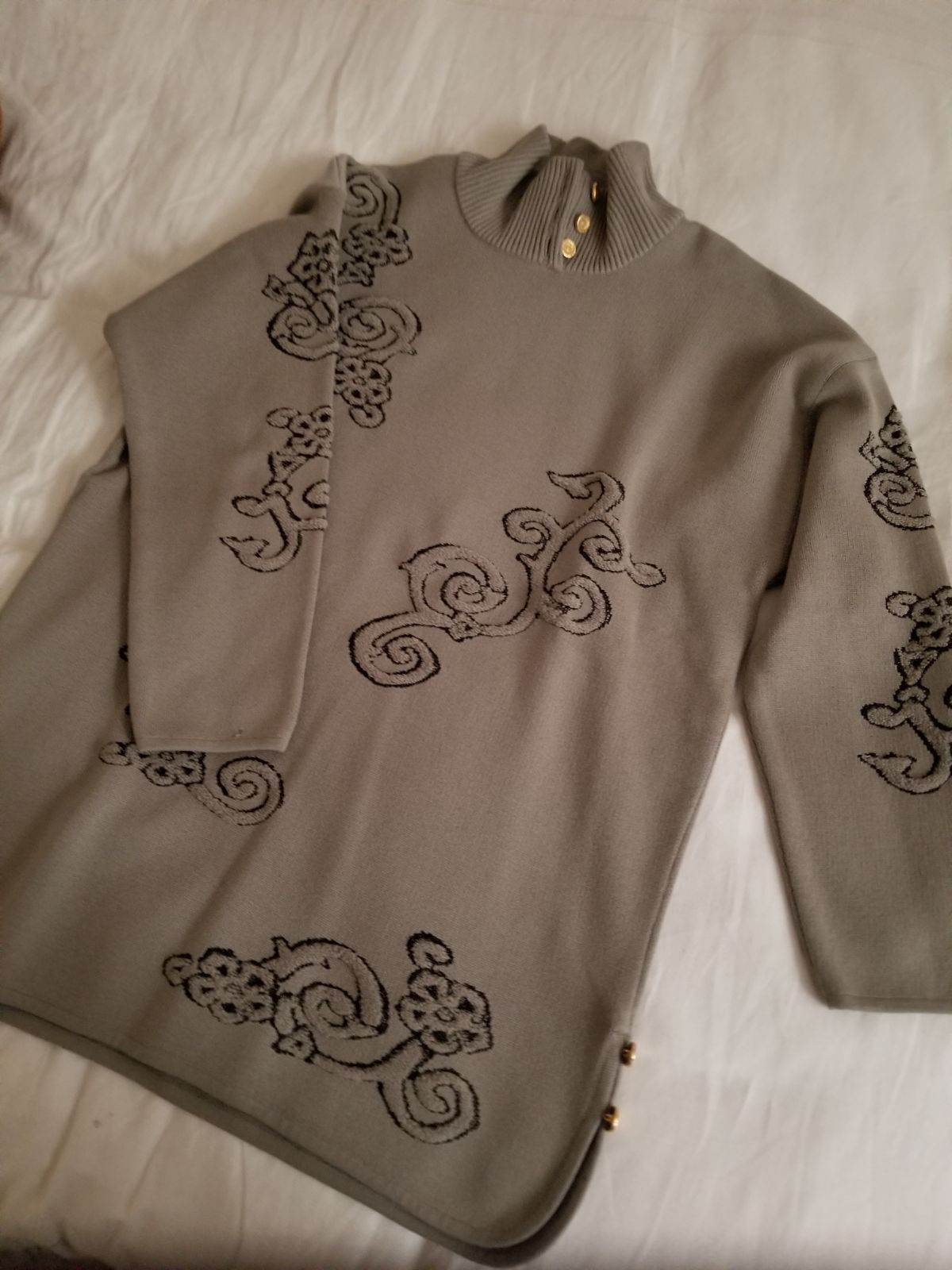 Escada Olive Green Sweater 38 (L)