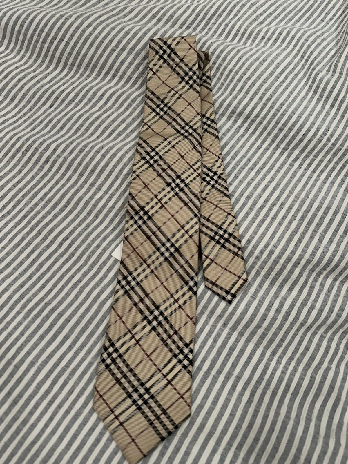 Burberry tie