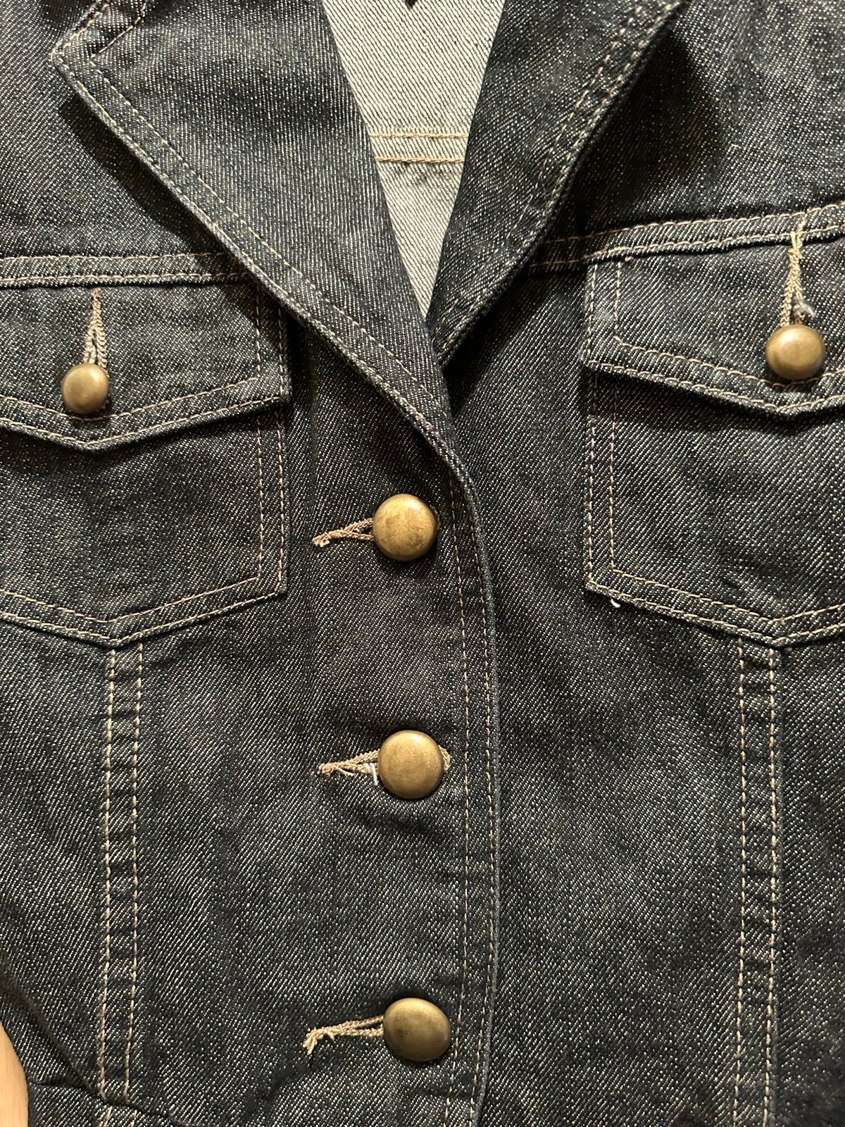 Women’s dark blue denim waist high jacket with belt, button up mint condition