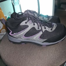 Women's work shoes