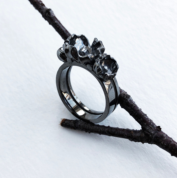Quirky flower ring 925 sterling silver, unique unusual floral ring