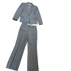 Tahari by Arthur S. Levine Gray 2 piece dress suite (blazer & pants) SZ 12