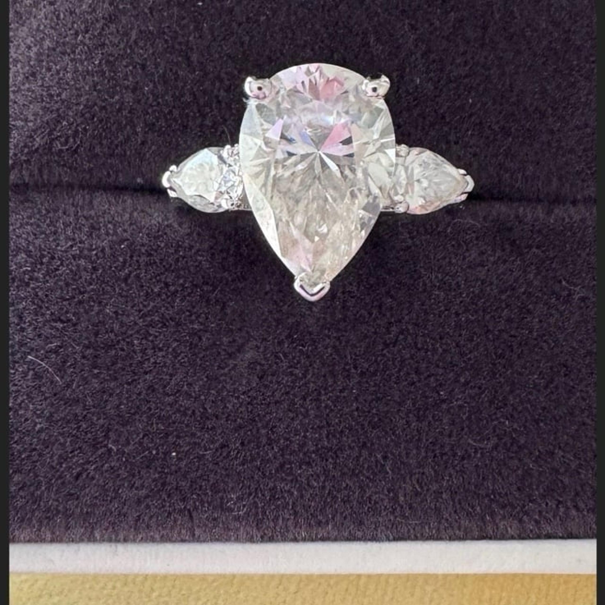 Moissanite Pear cut 3 stone ring 925/18k
