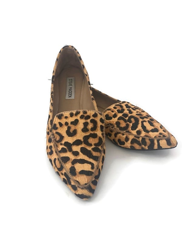 Steve Madden Feather Leopard Calf Hair Loafer Flats size 6.5