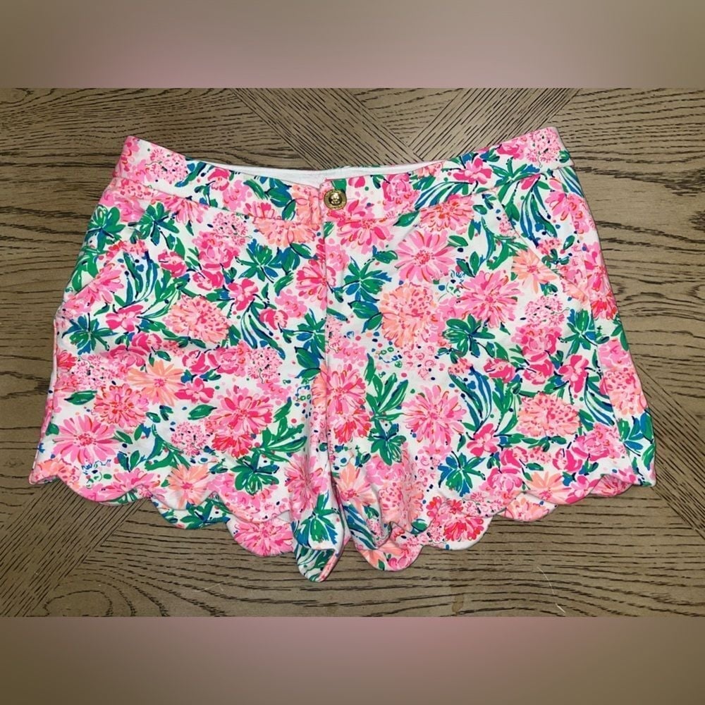 Lilly Pulitzer Buttercup Knit Shorts Thats What I Herd Size 6