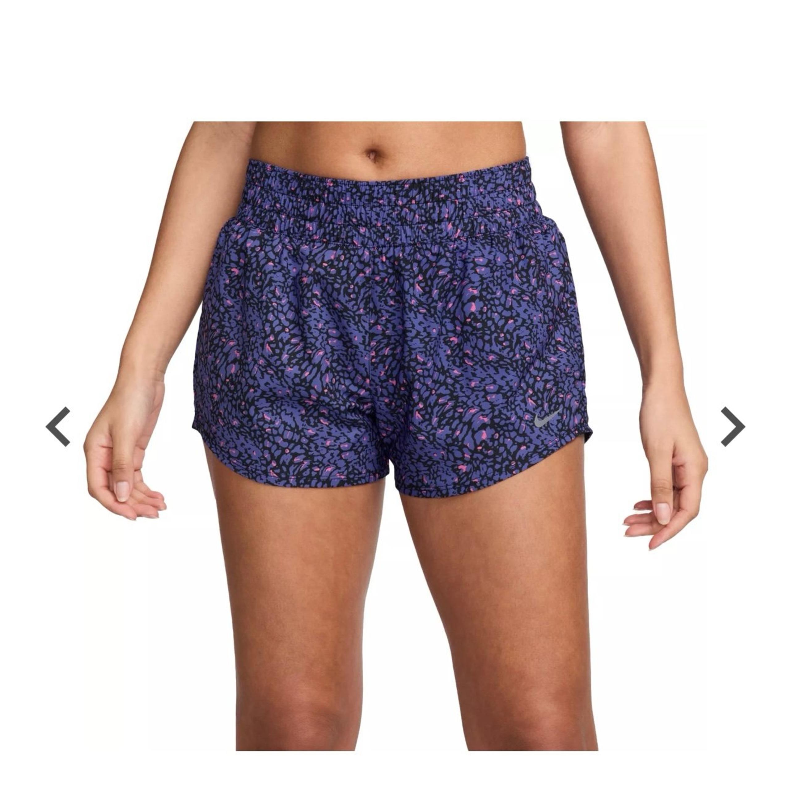 NEW Nike Women's Tempo Dry Core 3'' Running Shorts Color: purple & black XL $45