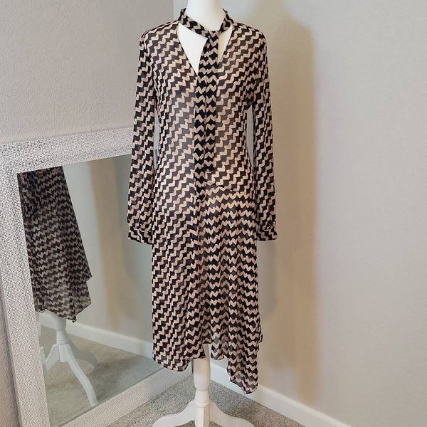 Theory Women's Black Tie-Neck Printed Draped Dress Size 2