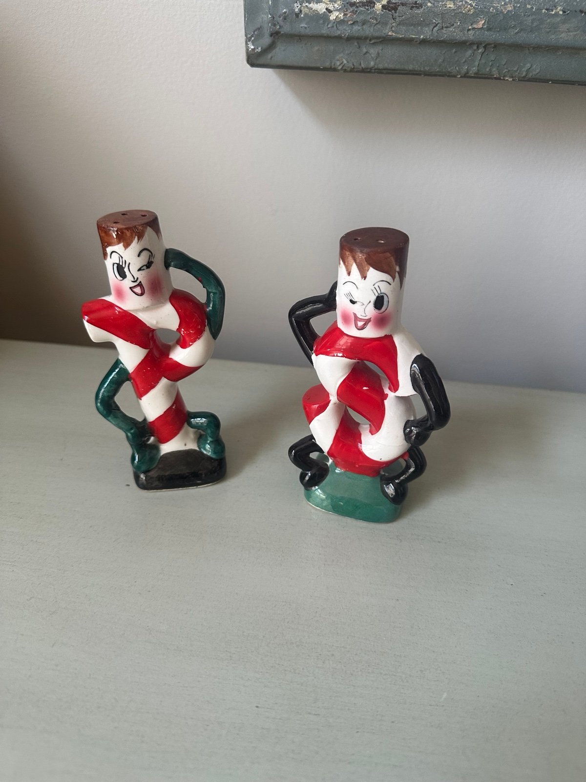 Vintage artmark anthropomorphic candy candy salt and pepper shakers