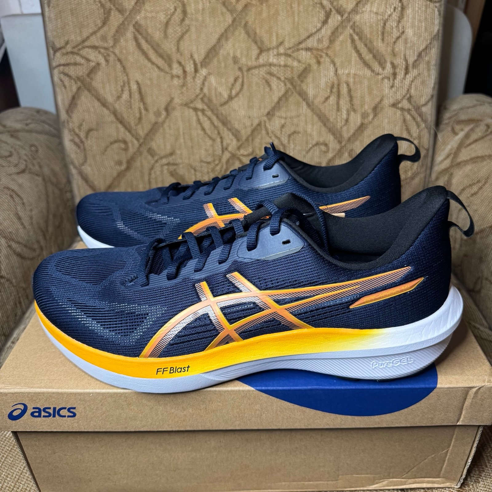 Asics GT-1000 14 Midnight/Sandstorm Men’s 11.5 New 1011C077-400
