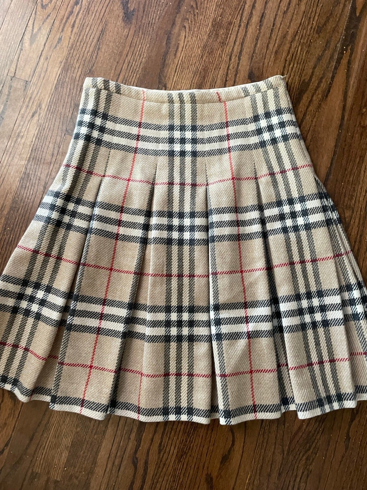 burberry size 6