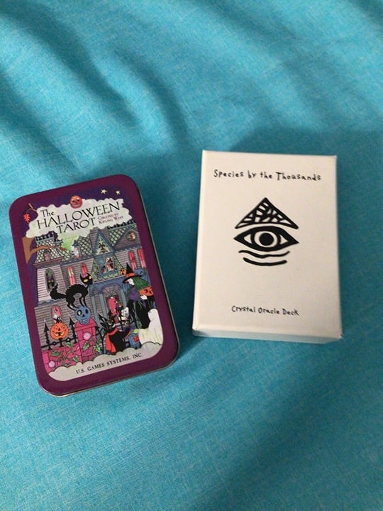 THE HALLOWEEN TAROT