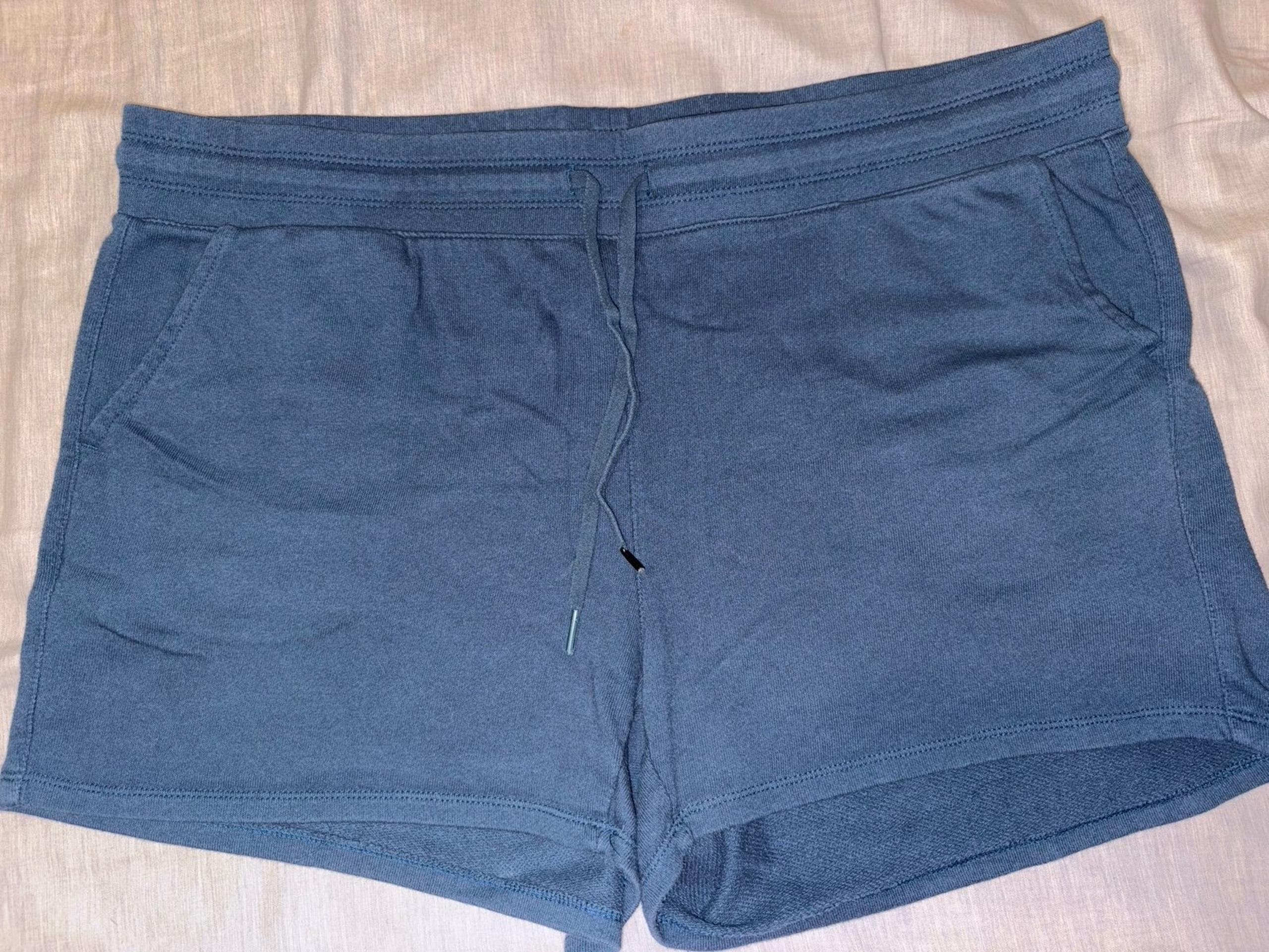 Women’s Size 1X Yogalicious Brand Lounge Shorts