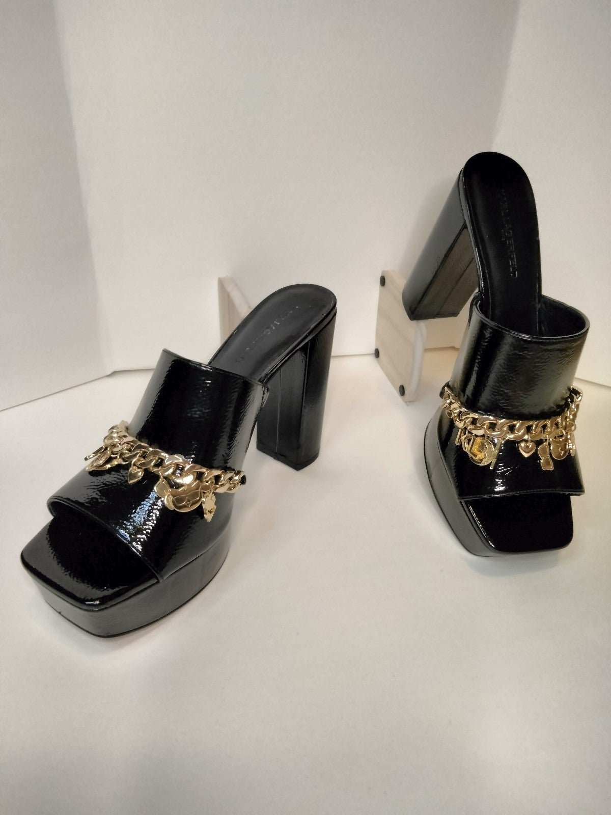 Karl Lagerfeld Platform heels