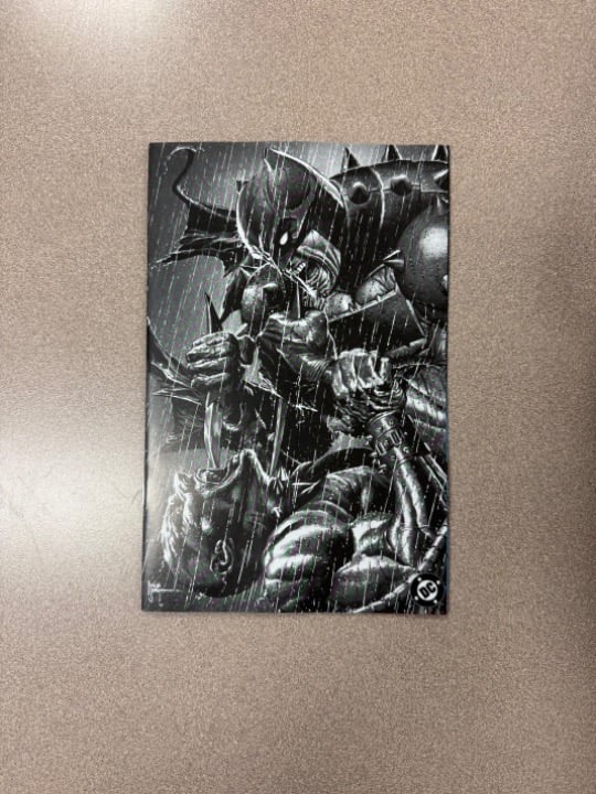 Absolute Batman #7, C2E2 Mico Suayan, B&W variant Sunday Secret Drop