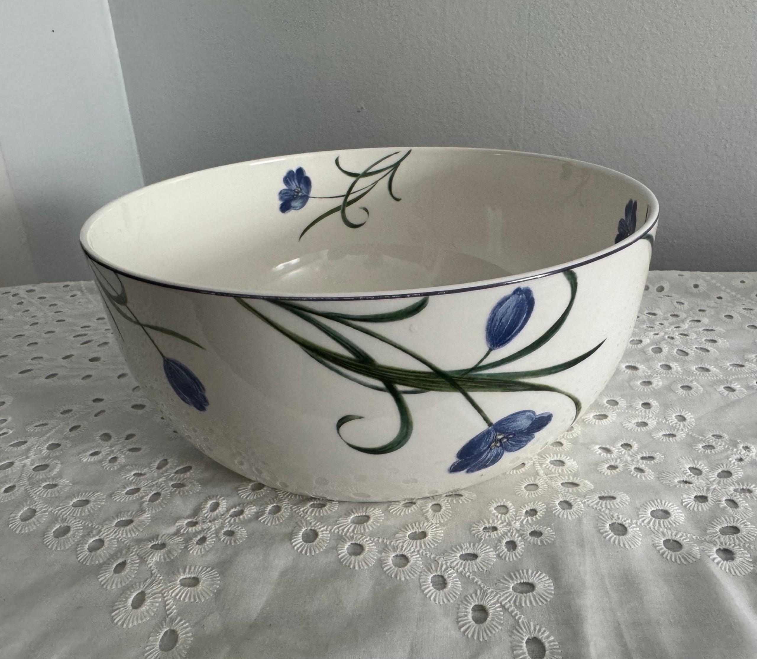 (Rare Find) Mikasa Casual Classics Garden Poetry Large Vegetable Serving Bowl