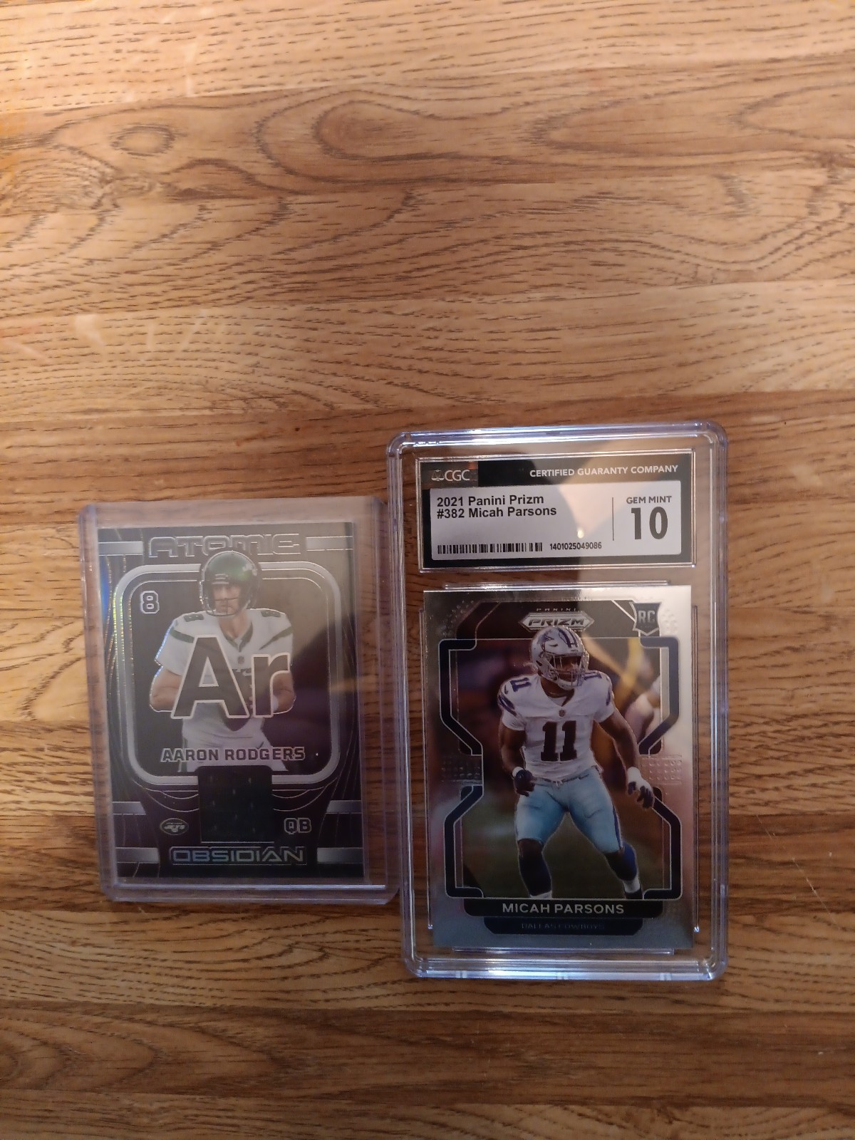 Aaron Rodgers patch /199 Micah parsons gem 10 cgc