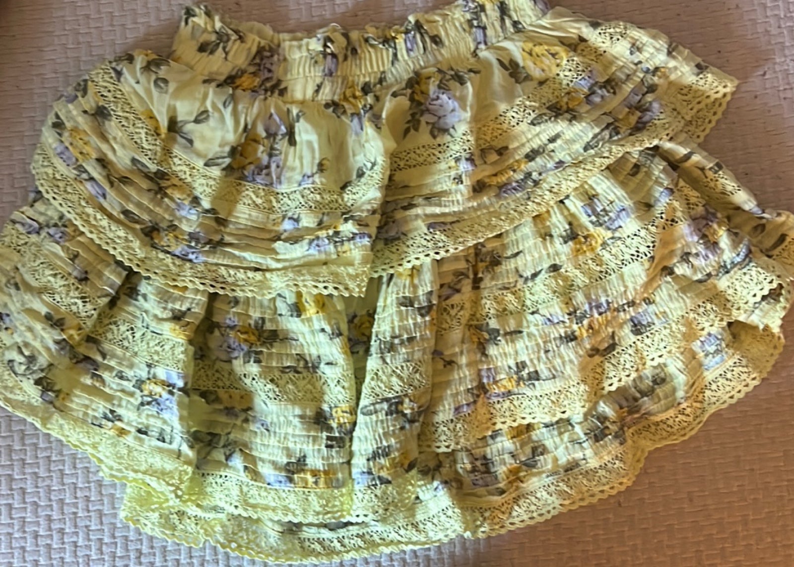 Aerie rock and ruffle skirt