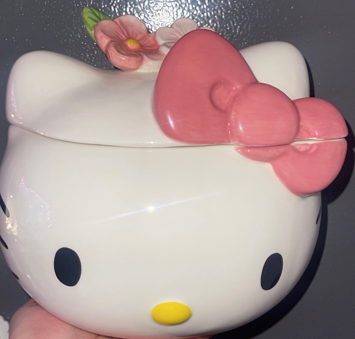 Hello Kitty large cookie jar
