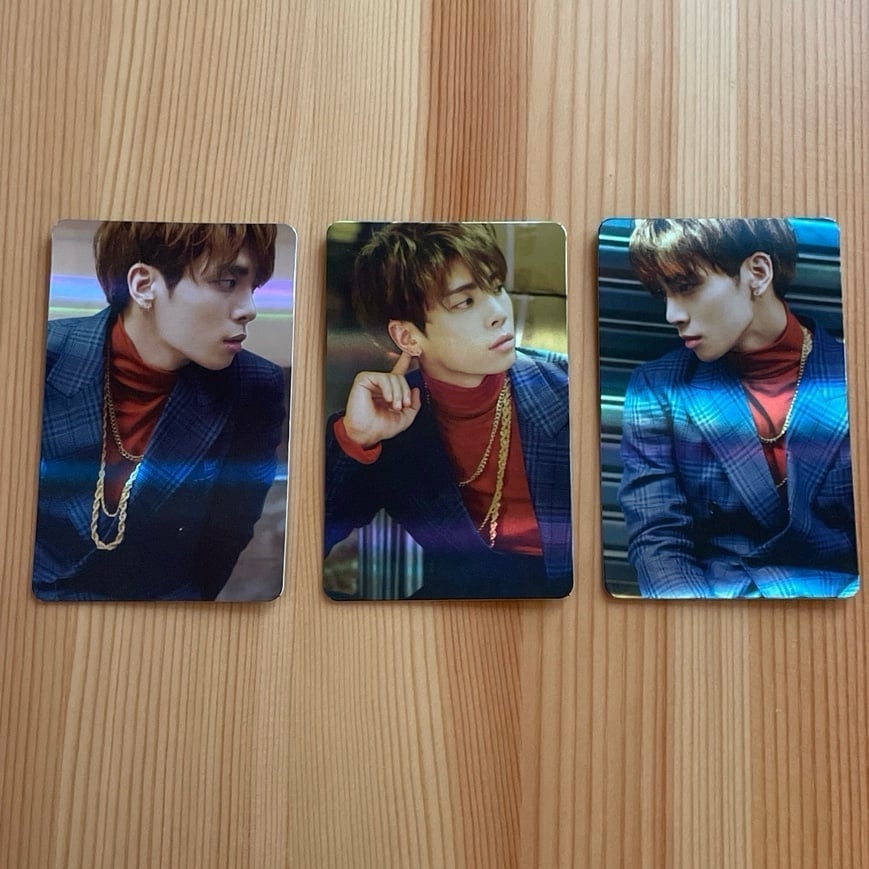 [RARE] SHINee Jonghyun 1 of 1 Hologram photocard set