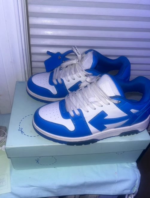 Offwhites low blue size 42-9