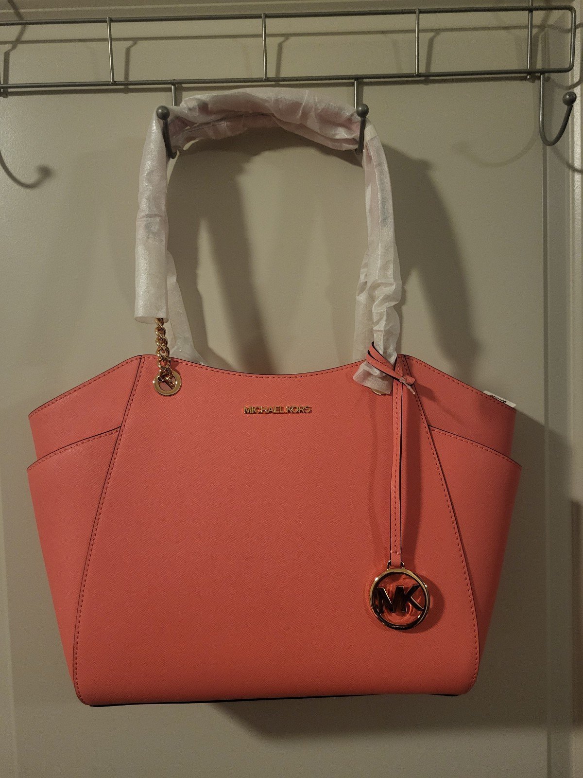 Michael Kors Jet Set Travel Large Leather Chain Shoulder Tote