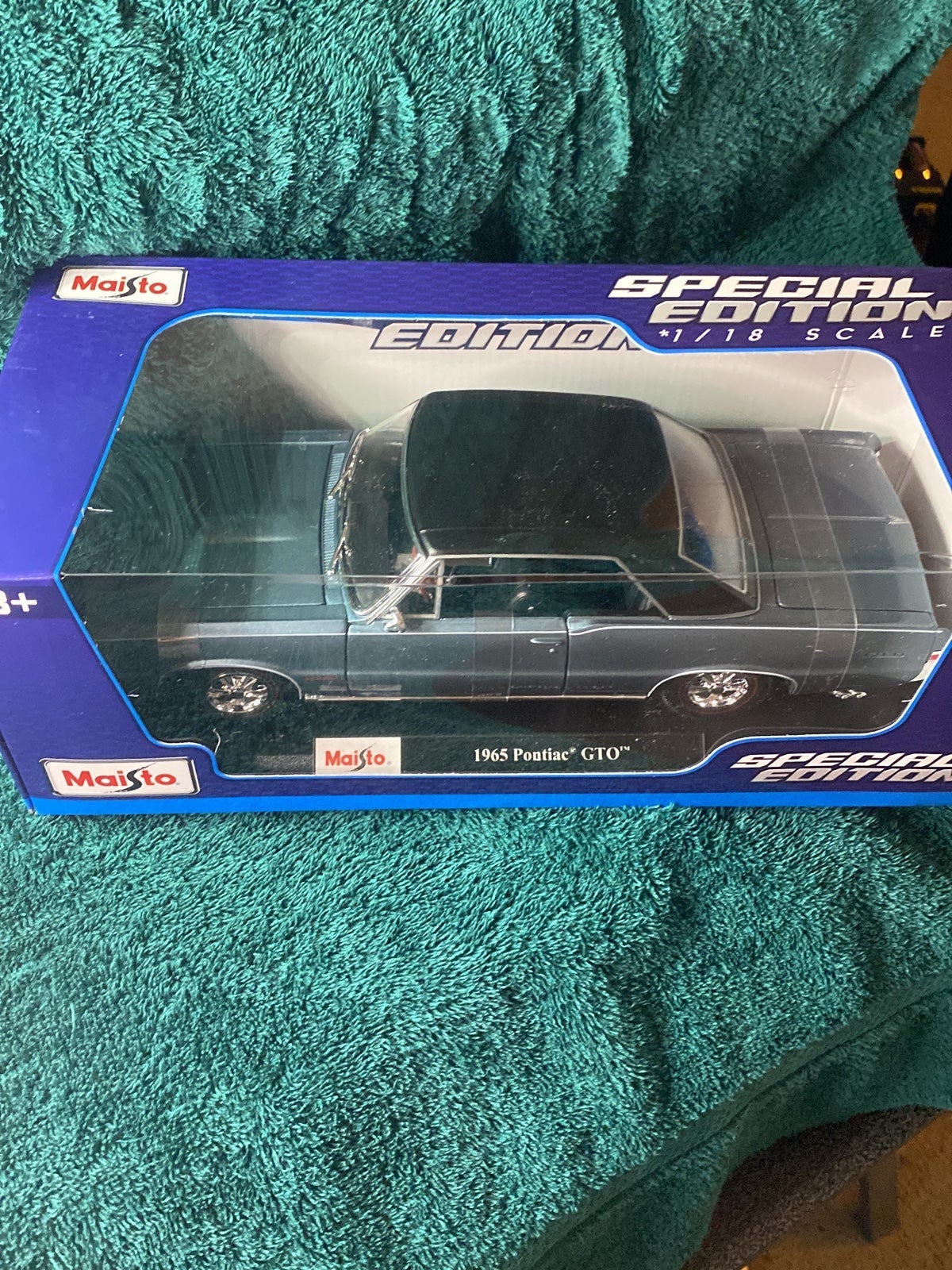 Nascar 1965 Pontiac GTO 1.18 Scale Diecast