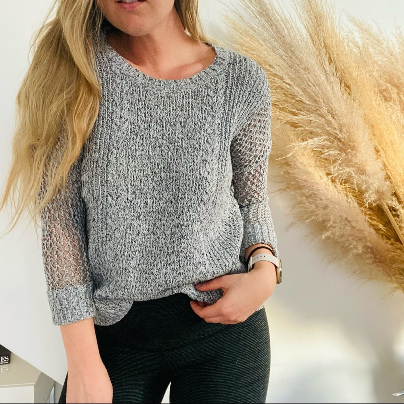 MADEWELL Heather Grey White Open Knit Weave Crew Neck Sweater Pullover XS Slits