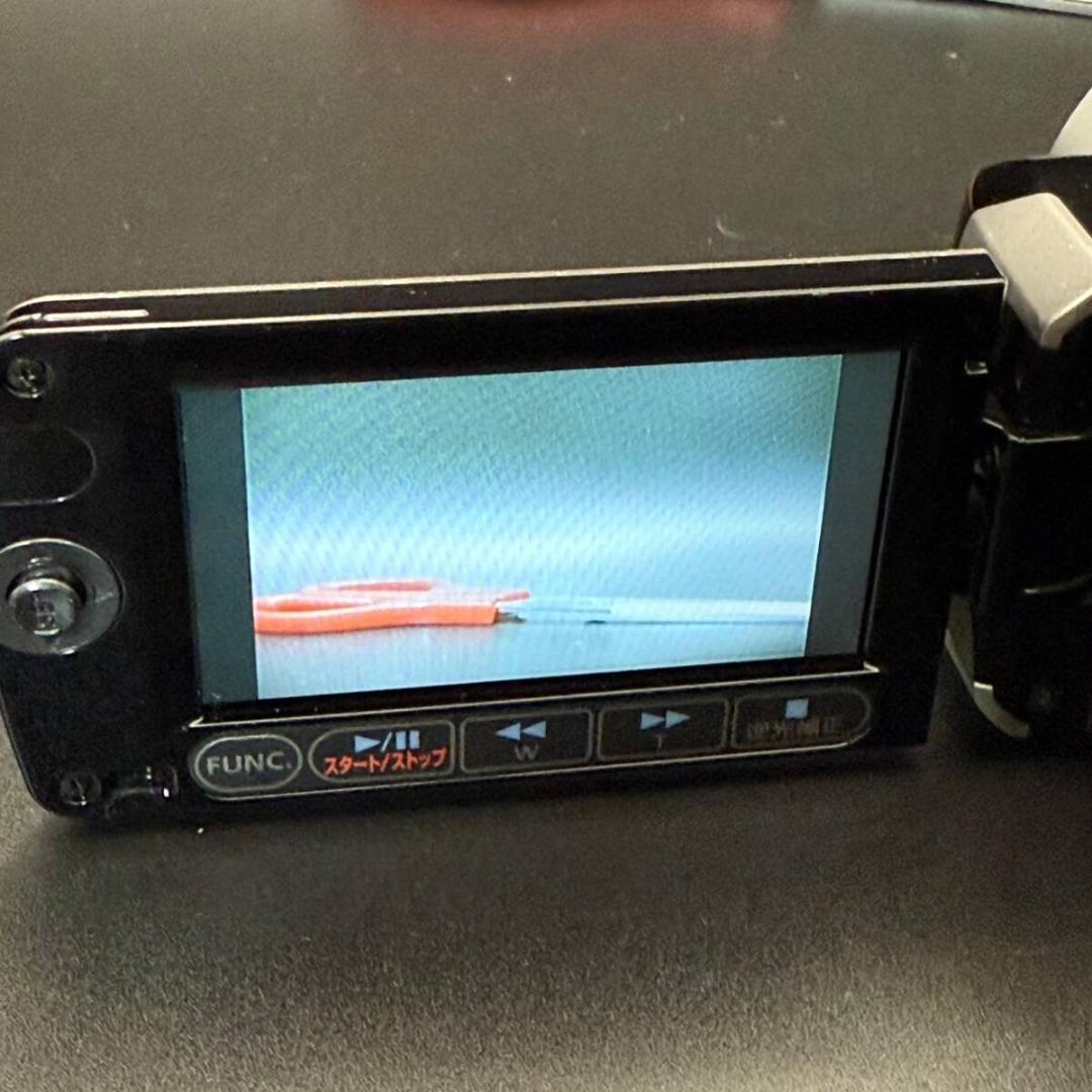Canon iVIS HF11 Camcorder A2506