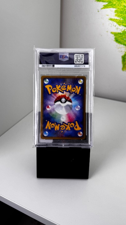 Pokemon Elctrode holo PSA 10