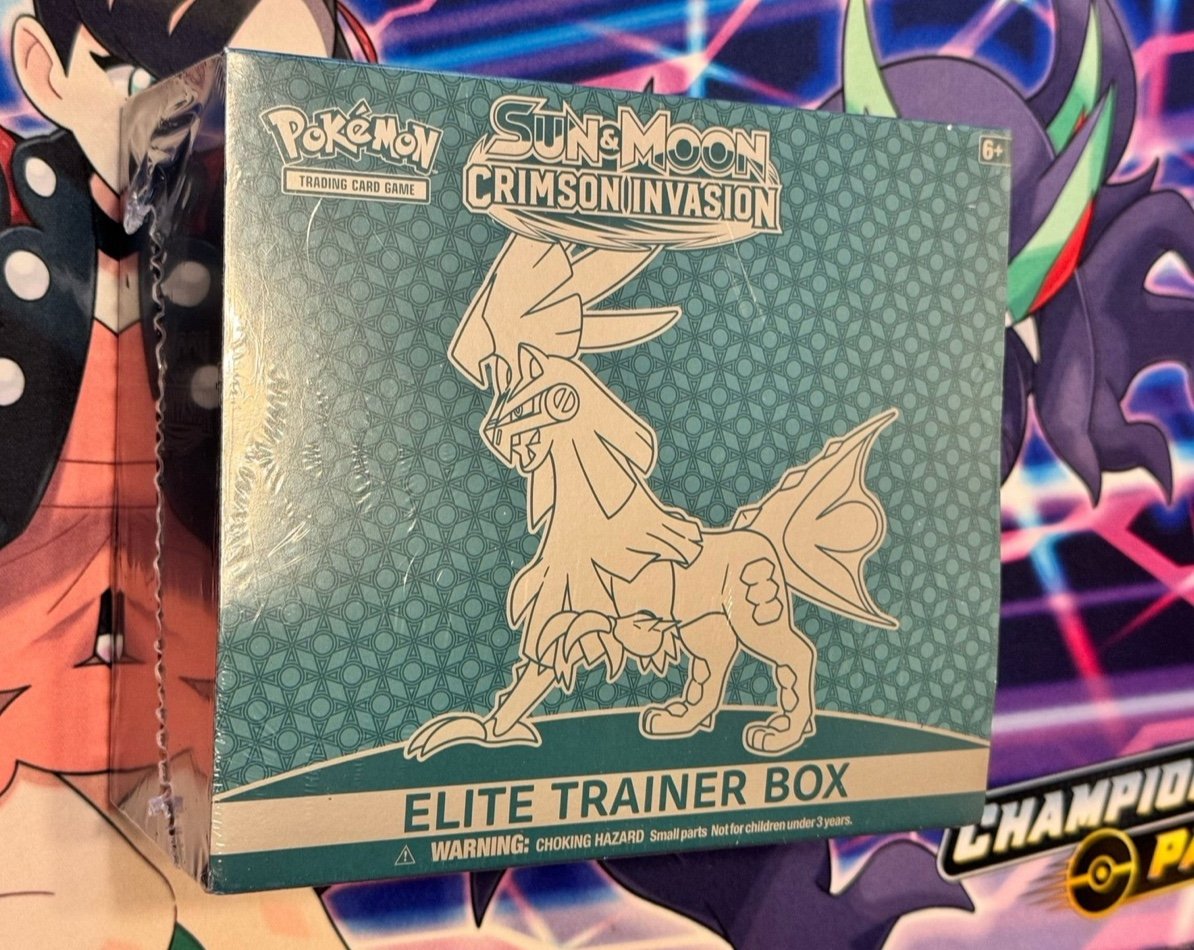 Pokémon Crimson Invasion Sun & Moon Elite Trainer Box