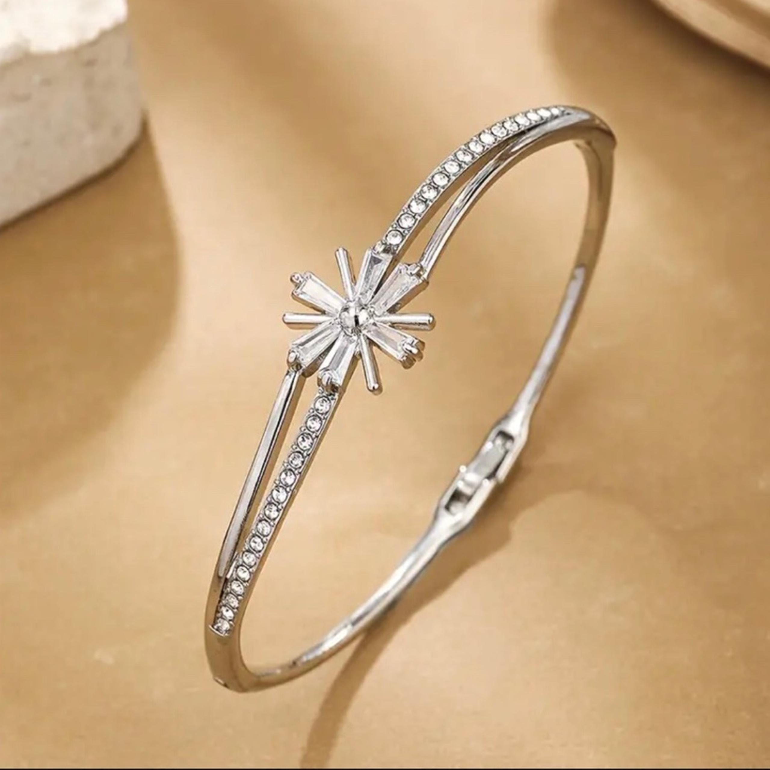 Women’s Silver Snowflake Rhinestone Bangle Bracelet Stainless Steel Minimalist