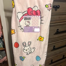 Hello Kitty Easter blanket