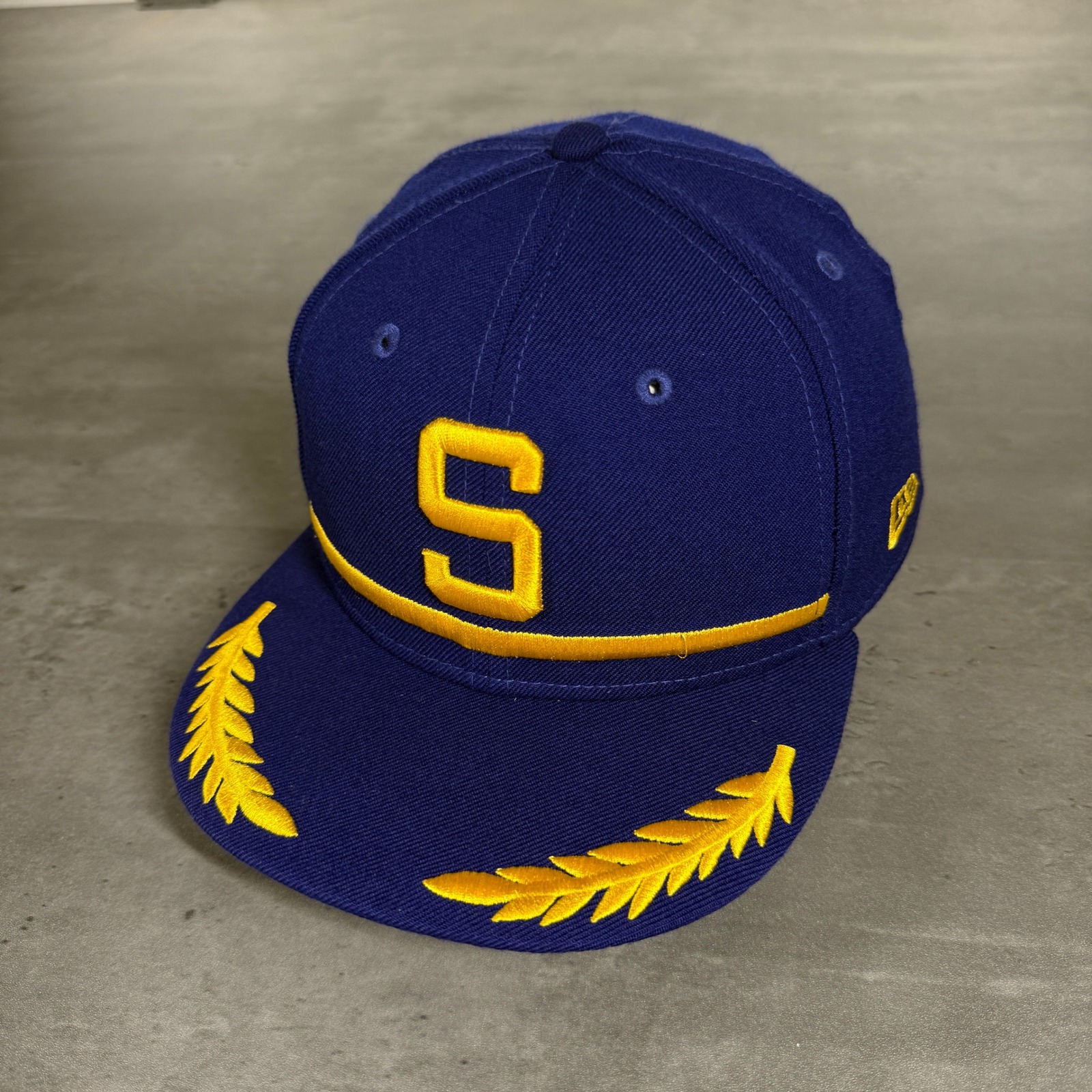 Vintage Seattle Pilots Hat New Era Cap 8 Wool Navy Gold Leaf Cooperstown Fitted