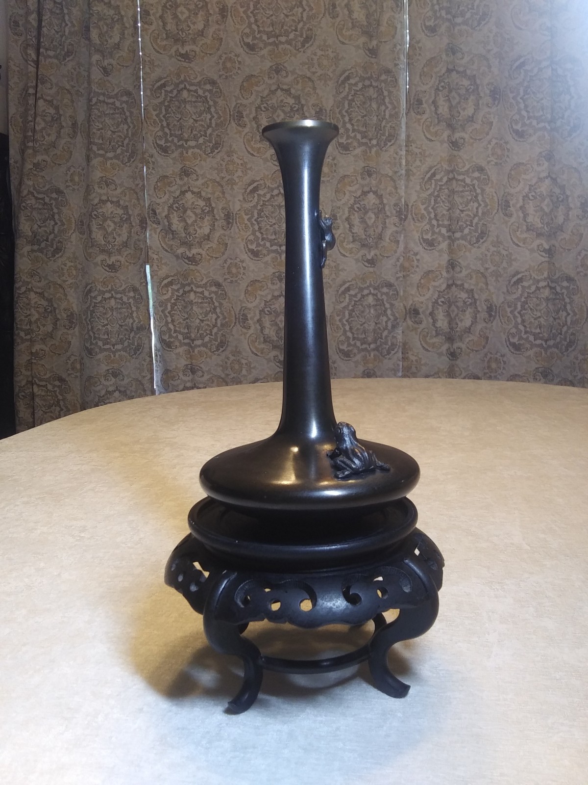 Japanese bronze vase