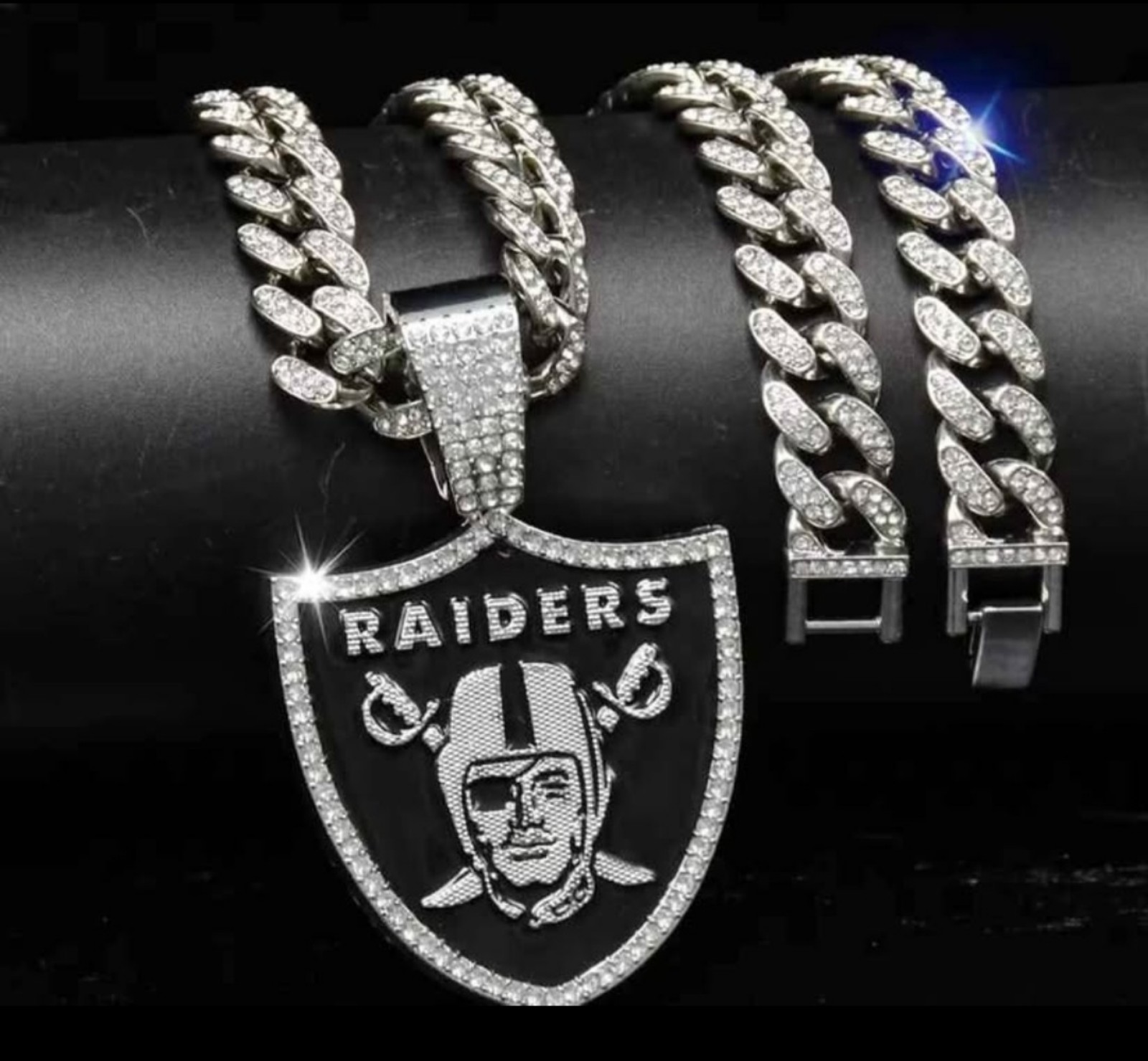 Raiders iced chain necklace approx 20 gold available other teams available