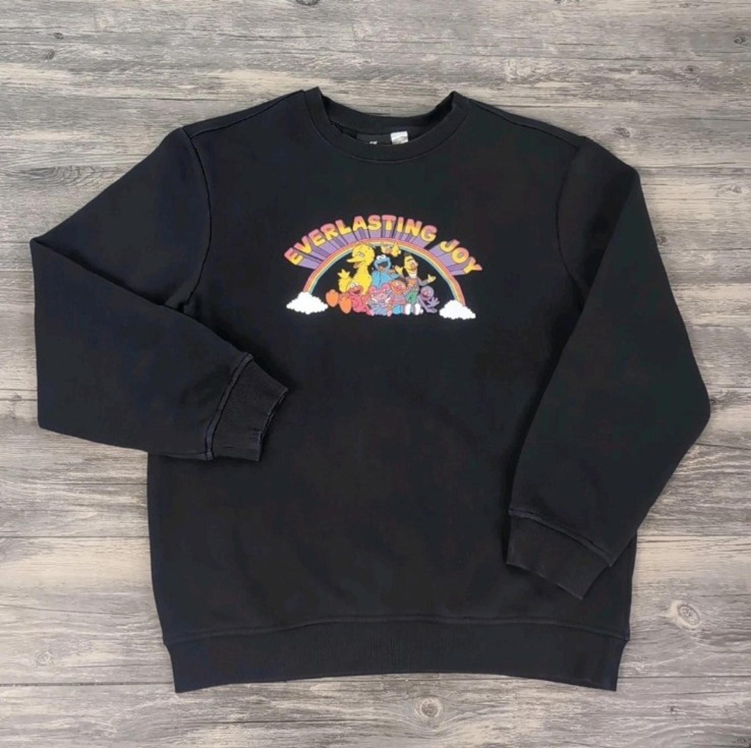 H&M Sesame Street Sweatshirt Mens Medium Black Everlasting Joy Pullover Sweater