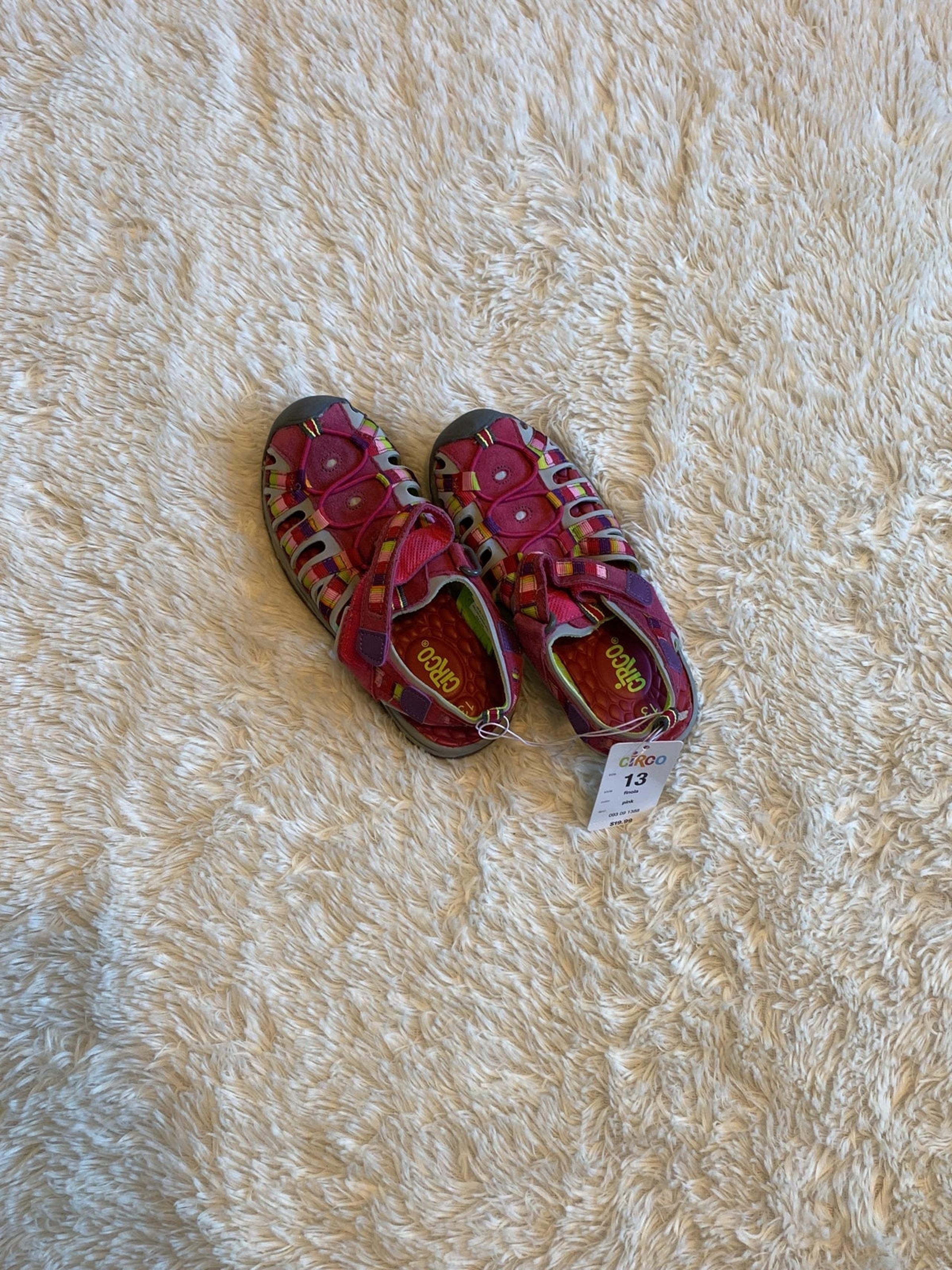Girls water shoes