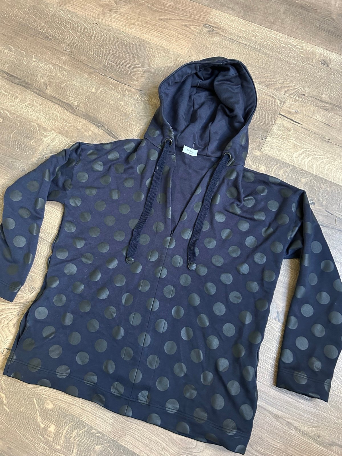 Akris Punto Polka Dot Zippered Sweatshirt (8)