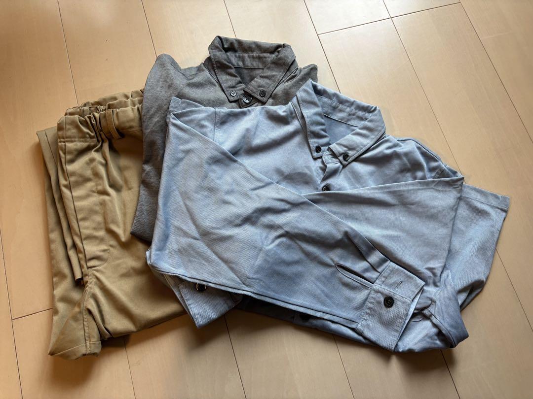 Beige chino pants, waist 70cm, two long-sleeved shirts.