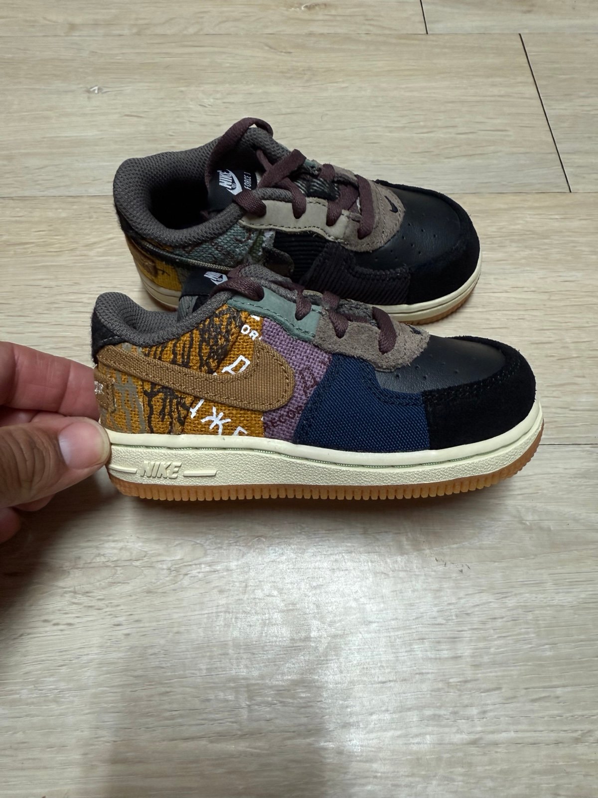 Nike Air Force 1 af1 Travis Scott cactus jack 8c td