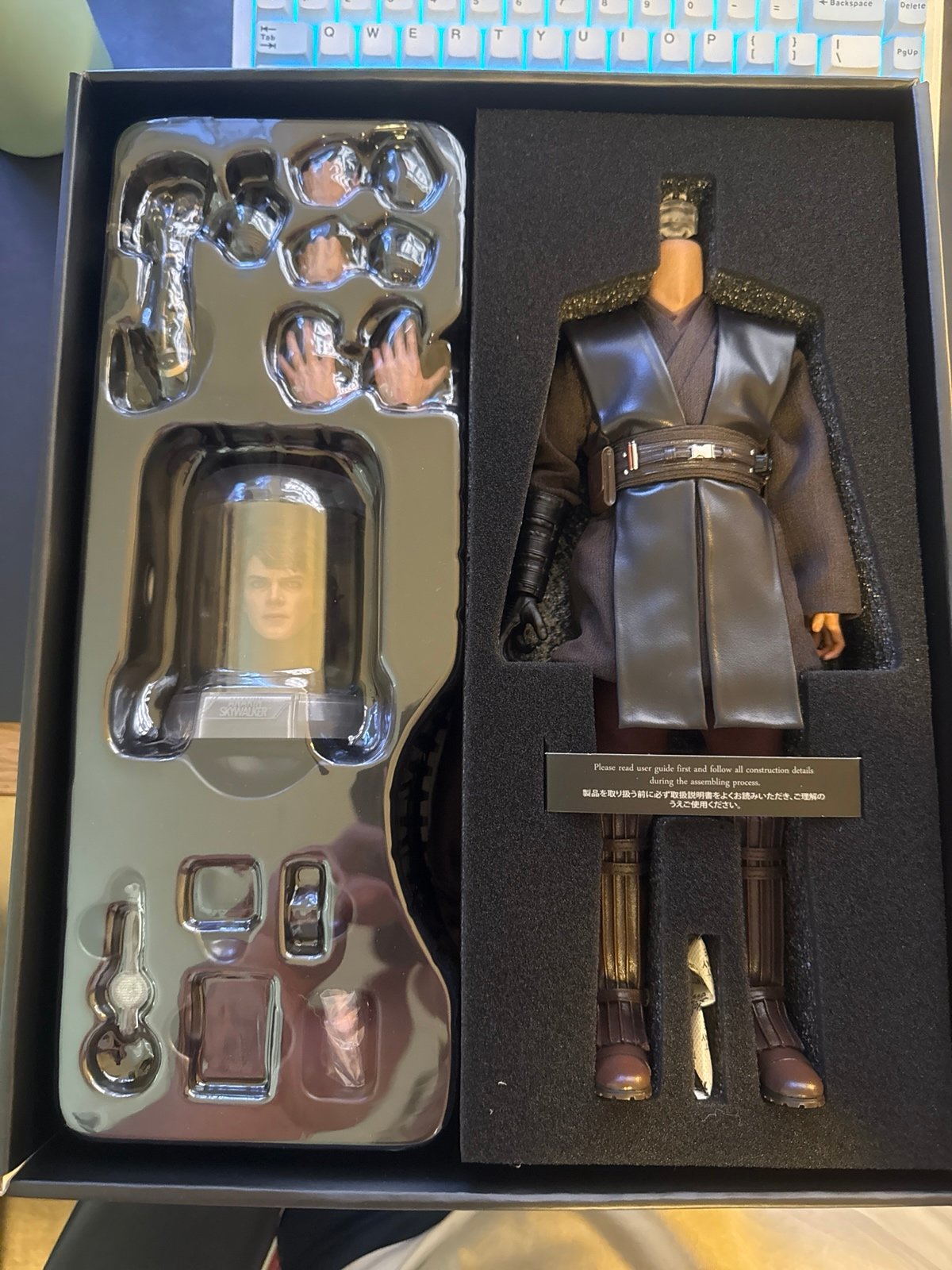 Hottoys Anakin (Artisan Edition) 現品有り Anakin Skywalker™ (Artisan Edition) Sixth Scale Figure by